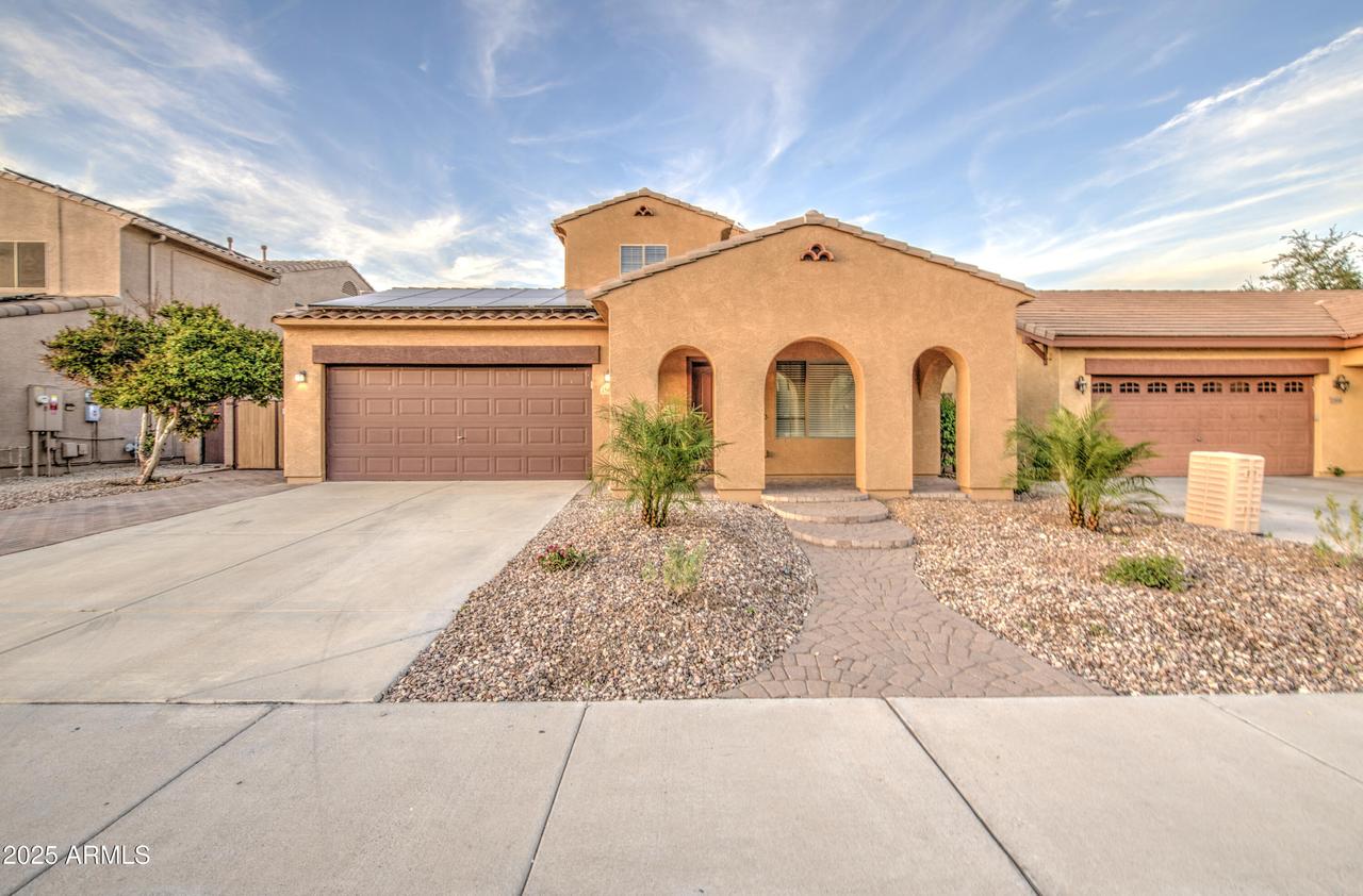 15922 W Port Royale Ln., Surprise, AZ 85379