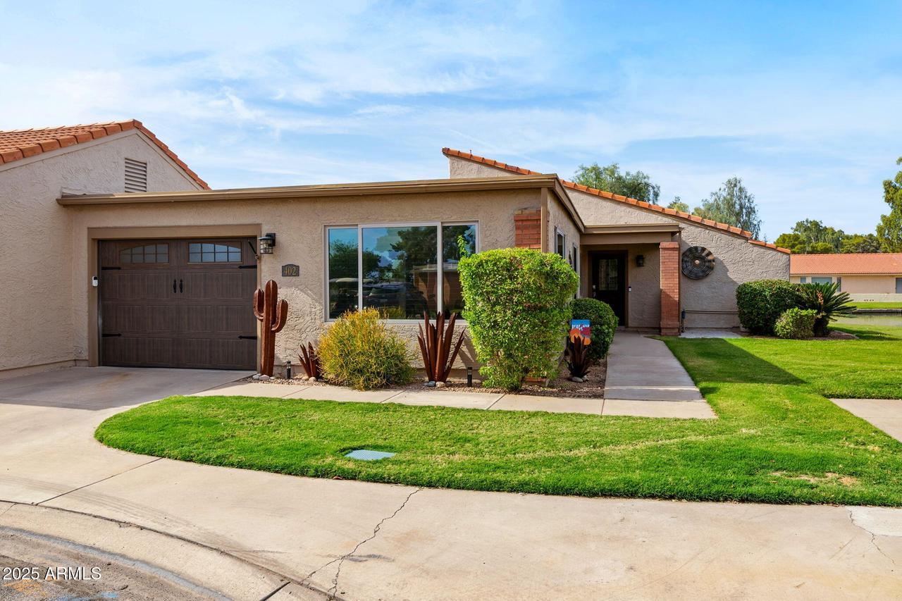 402 Leisure World, Mesa, AZ 85206