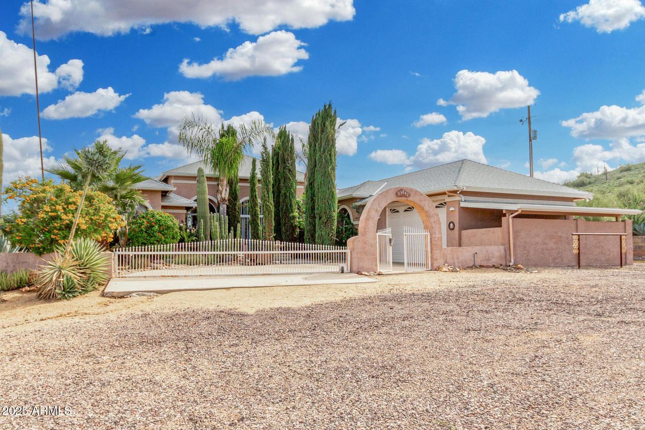 33847 N 7th St., Phoenix, AZ 85085