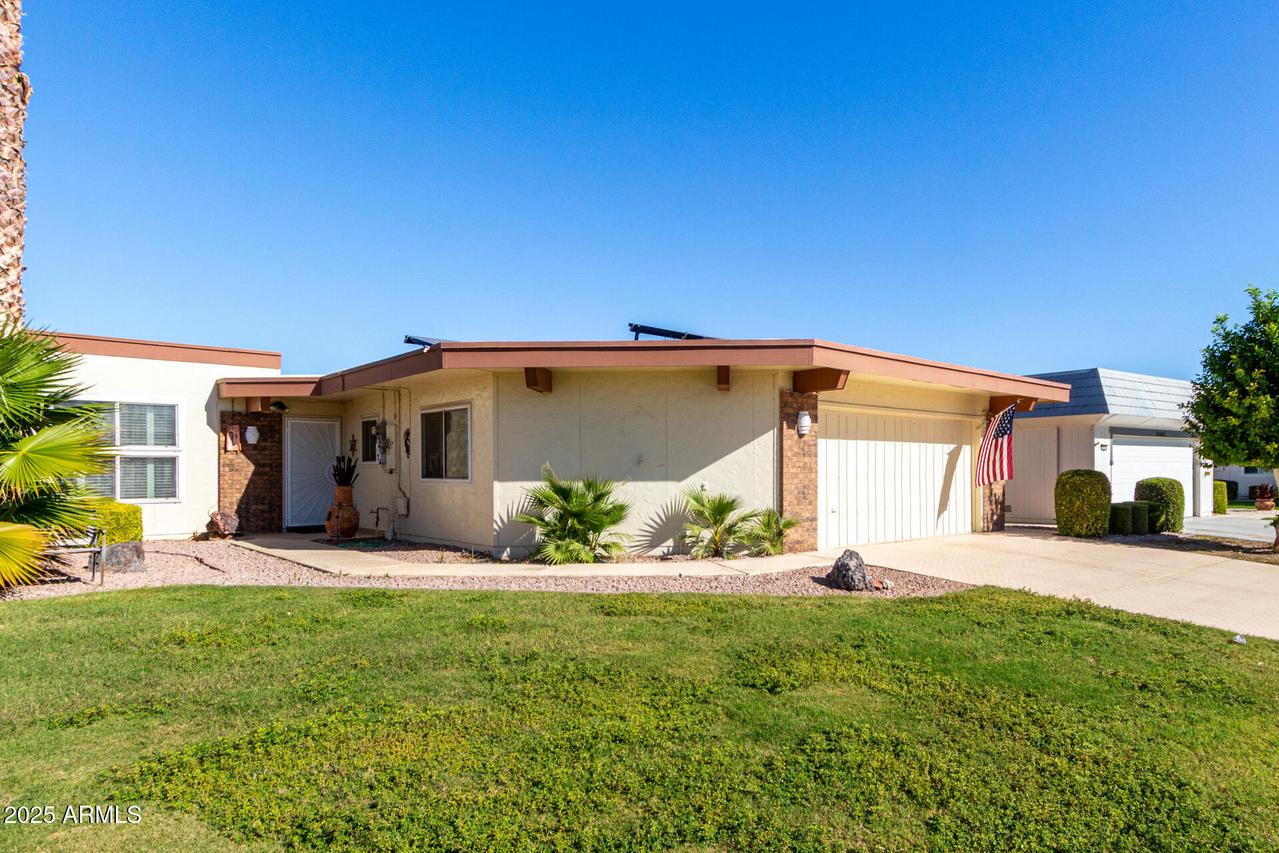 10544 W Pineaire Dr., Sun City, AZ 85351