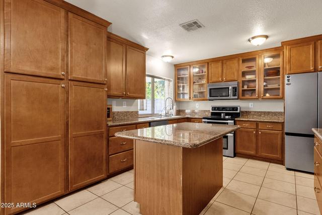 New Homes For Sale This Week That Attend Crismon Elementary School: October 31st to November 6th