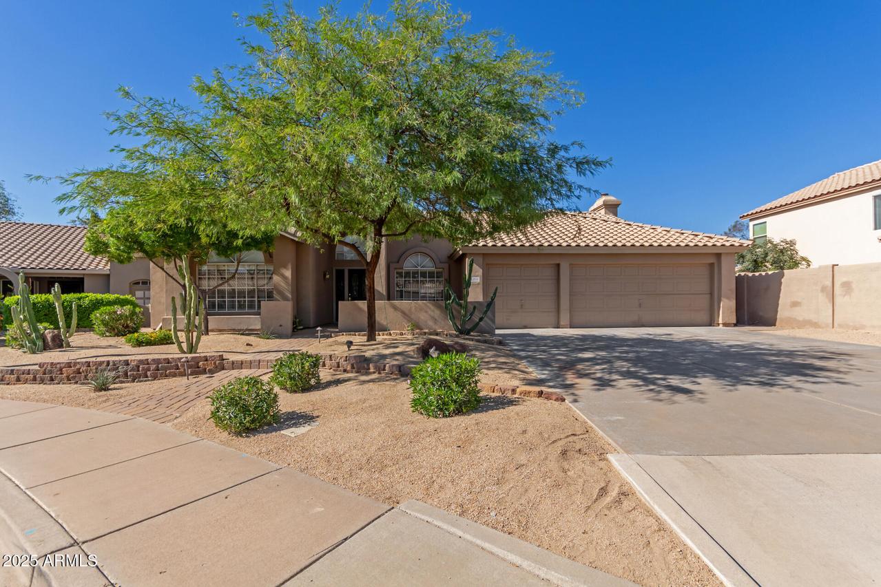 810 N Los Altos Dr., Chandler, AZ 85224