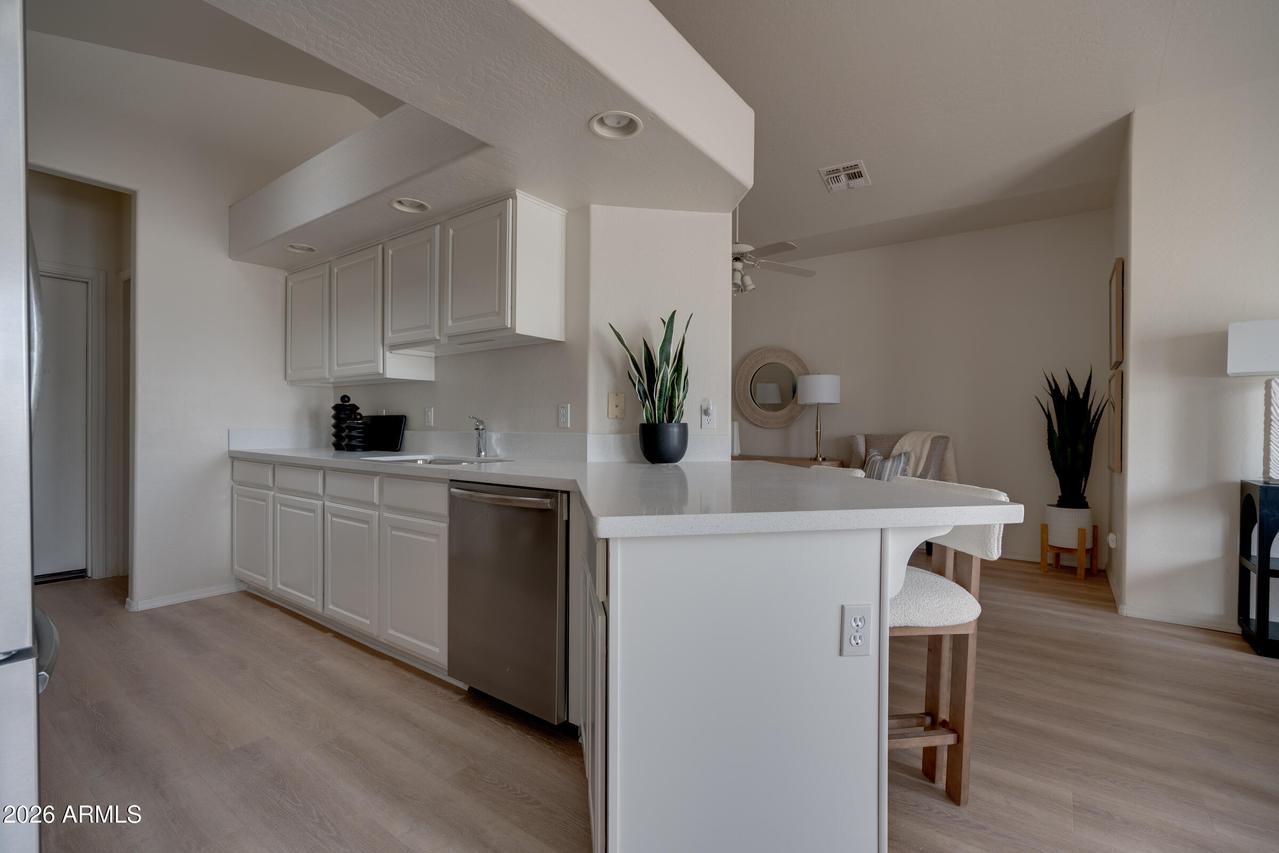 320 S 70th St. #8, Mesa, AZ 85208