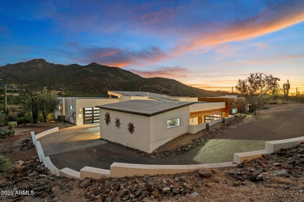 6760 E Skyline Dr., Cave Creek, AZ 85331