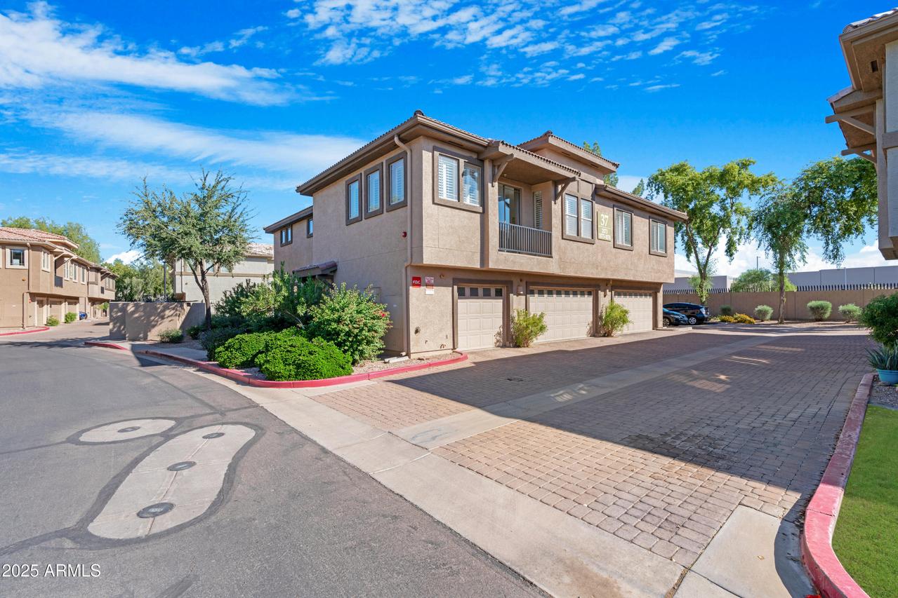 1225 N 36th St. #2073, Phoenix, AZ 85008