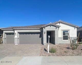 11662 W Luxton Ln., Avondale, AZ 85323