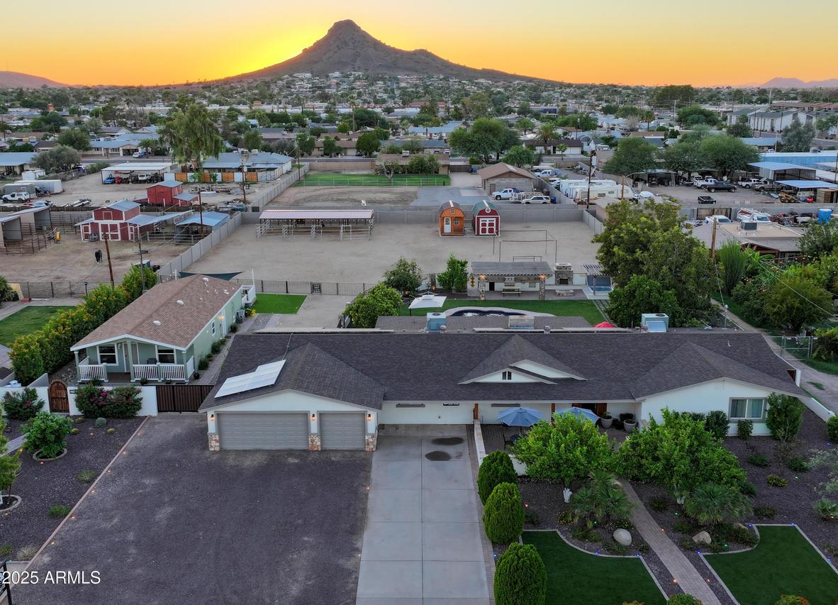 15220 N 27th St., Phoenix, AZ 85032