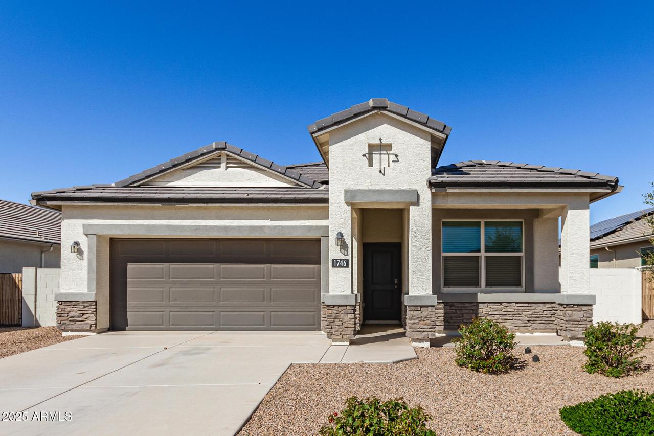 1746 W Pima Ave., Coolidge, AZ 85128