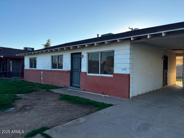 1328 N 41st Ave., Phoenix, AZ 85009