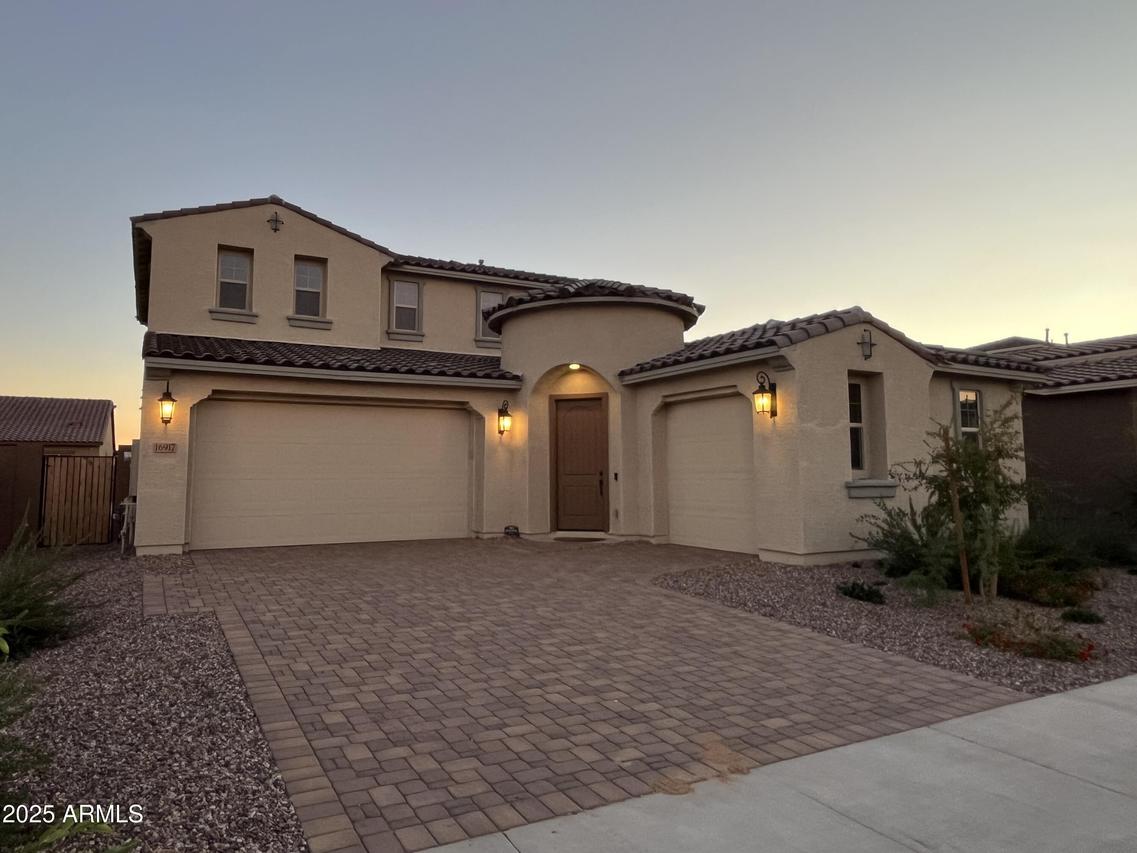 16917 W Jenan Rd., Surprise, AZ 85388