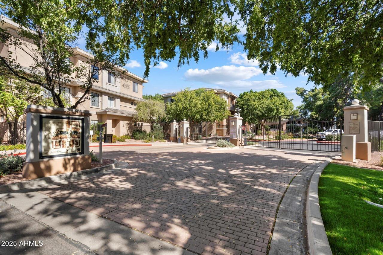 2989 N 44th St. #2039, Phoenix, AZ 85018