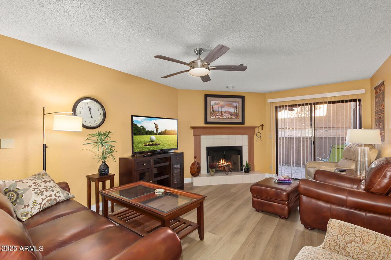 3031 N Civic Center Plz. #146, Scottsdale, AZ 85251