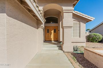 7624 W Mauna Loa Ln., Peoria, AZ 85381