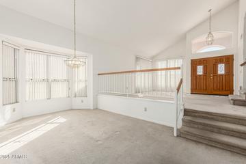 7624 W Mauna Loa Ln., Peoria, AZ 85381