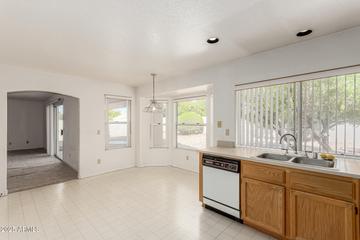 7624 W Mauna Loa Ln., Peoria, AZ 85381