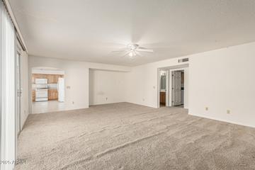 7624 W Mauna Loa Ln., Peoria, AZ 85381
