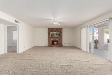 7624 W Mauna Loa Ln., Peoria, AZ 85381