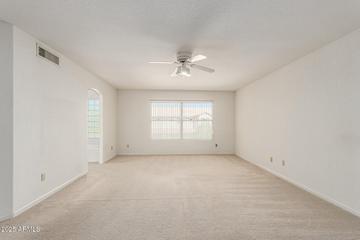 7624 W Mauna Loa Ln., Peoria, AZ 85381