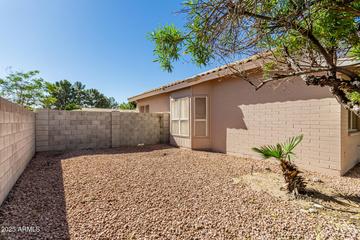 7624 W Mauna Loa Ln., Peoria, AZ 85381