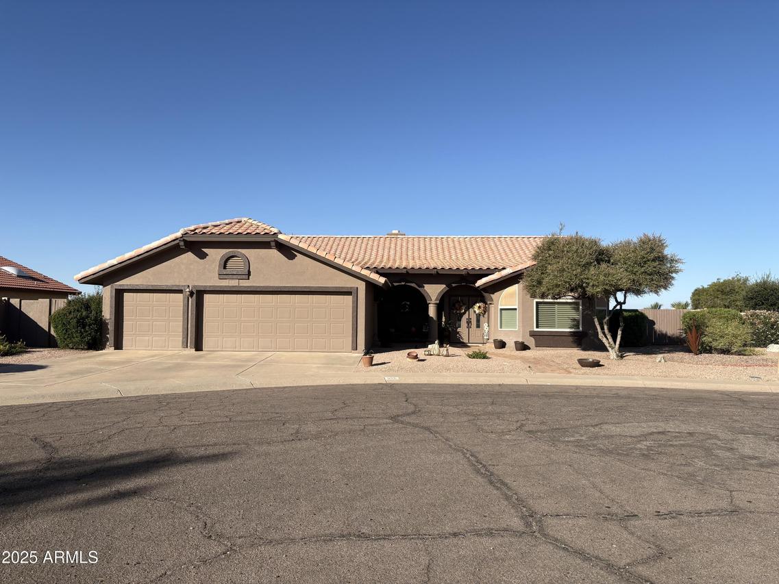 586 W Casa Grande Lakes Blvd., Casa Grande, AZ 85122