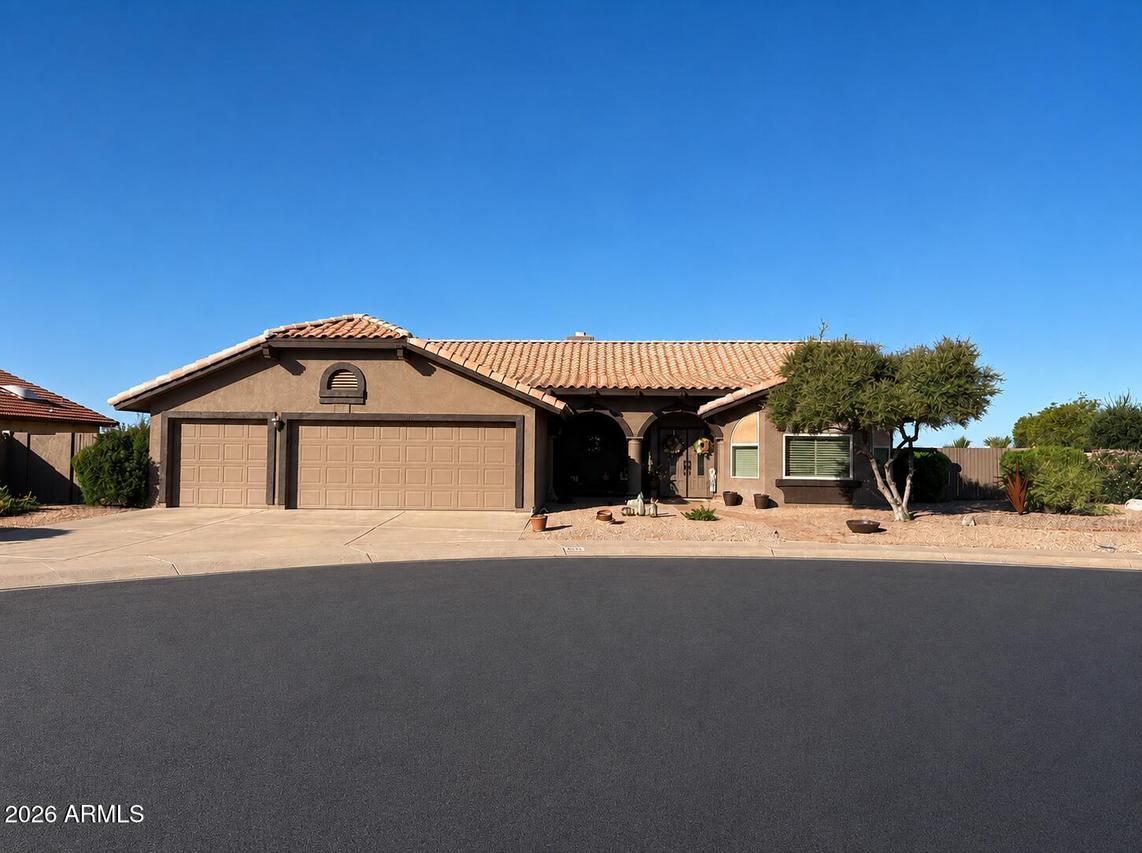 586 W Casa Grande Lakes Blvd., Casa Grande, AZ 85122