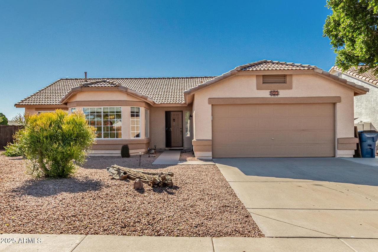 823 W 14th Ave., Apache Junction, AZ 85120