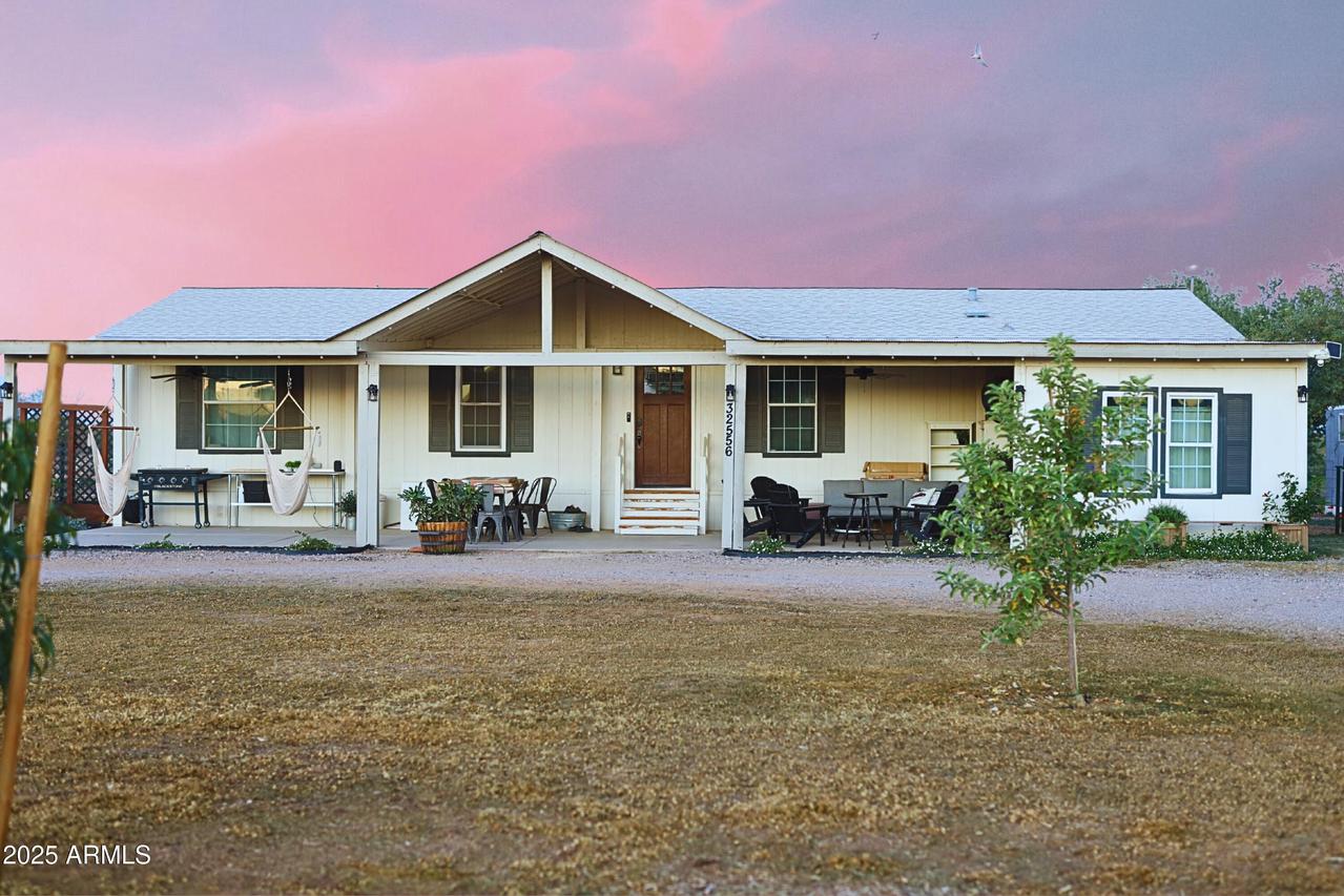 32556 N Keffer Rd., San Tan Valley, AZ 85143