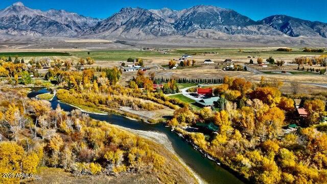 5950 W Table Mesa Rd., New River, AZ 85087