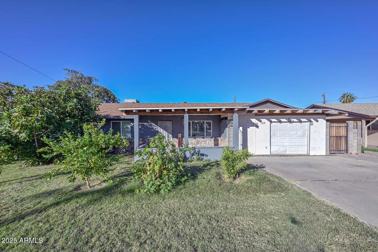 17234 N 15th Ave., Phoenix, AZ 85023