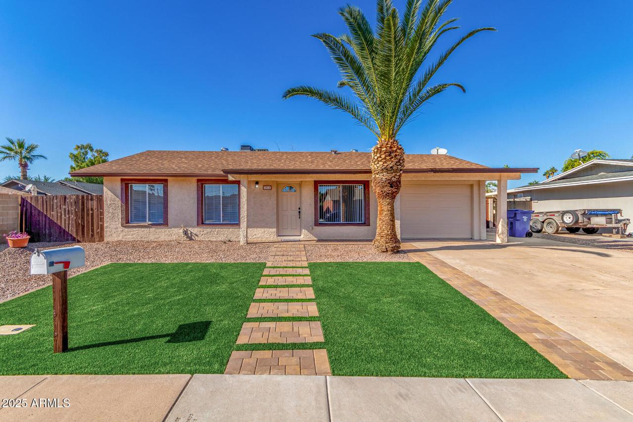 2064 W Camino Cir., Mesa, AZ 85201
