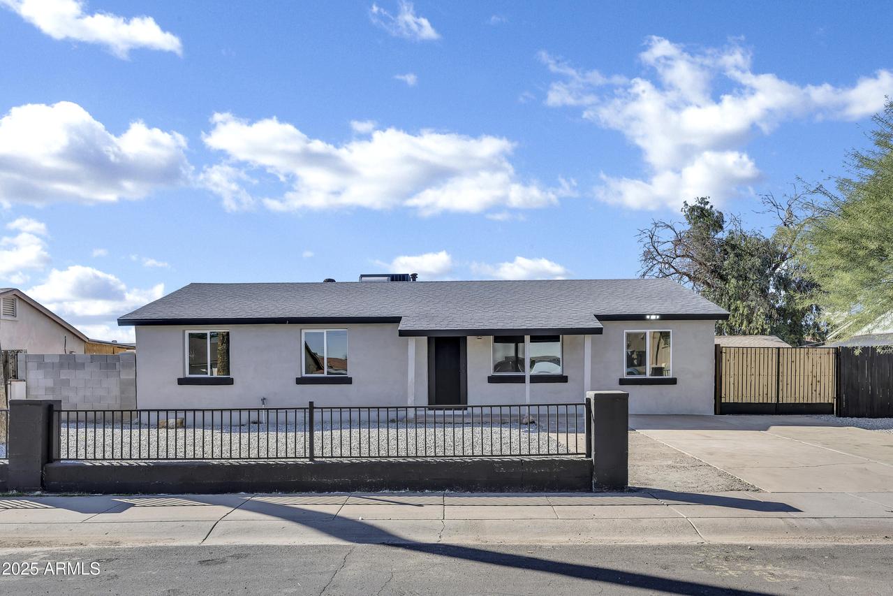 4316 N 72nd Ave., Phoenix, AZ 85033