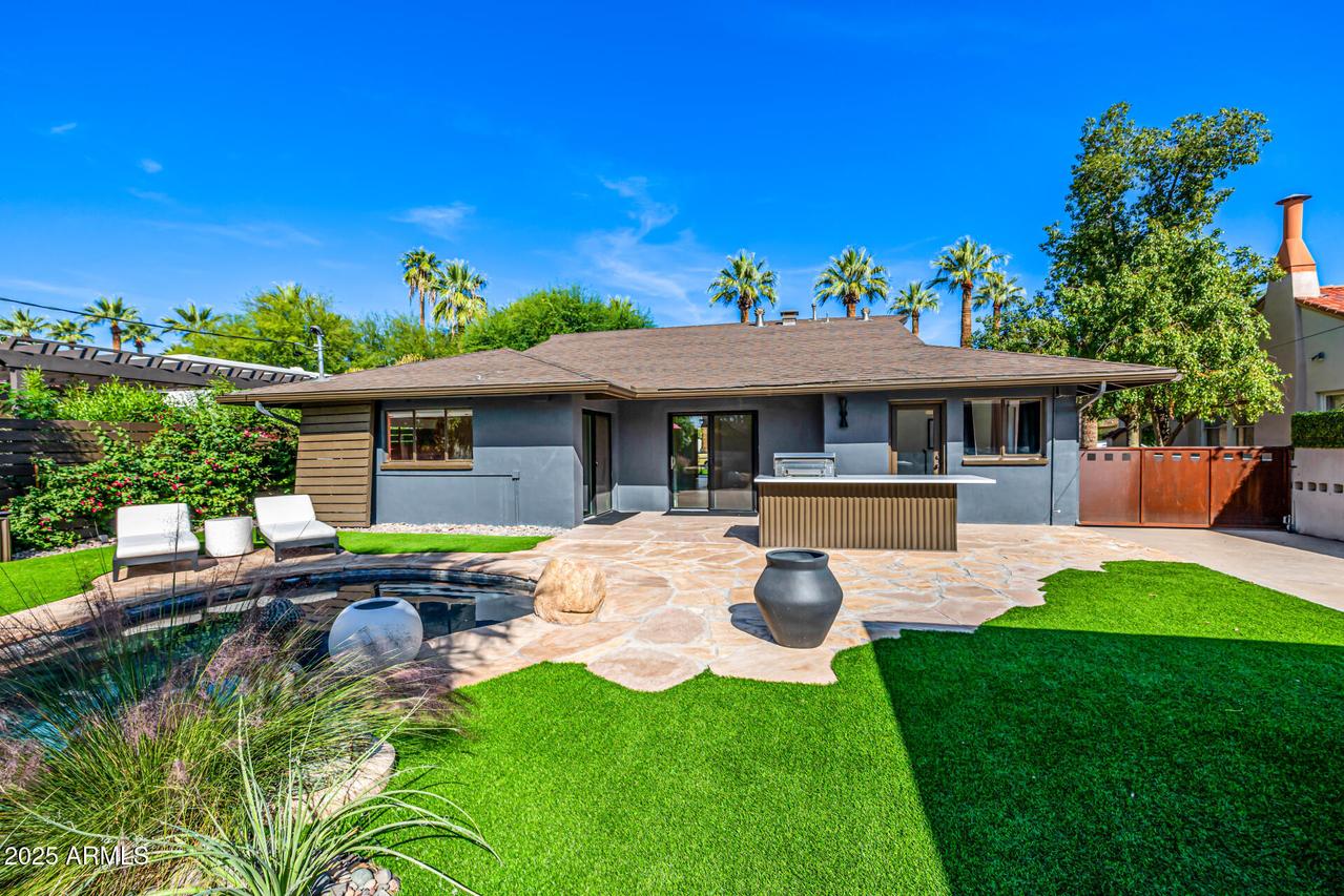 517 W Holly St., Phoenix, AZ 85003