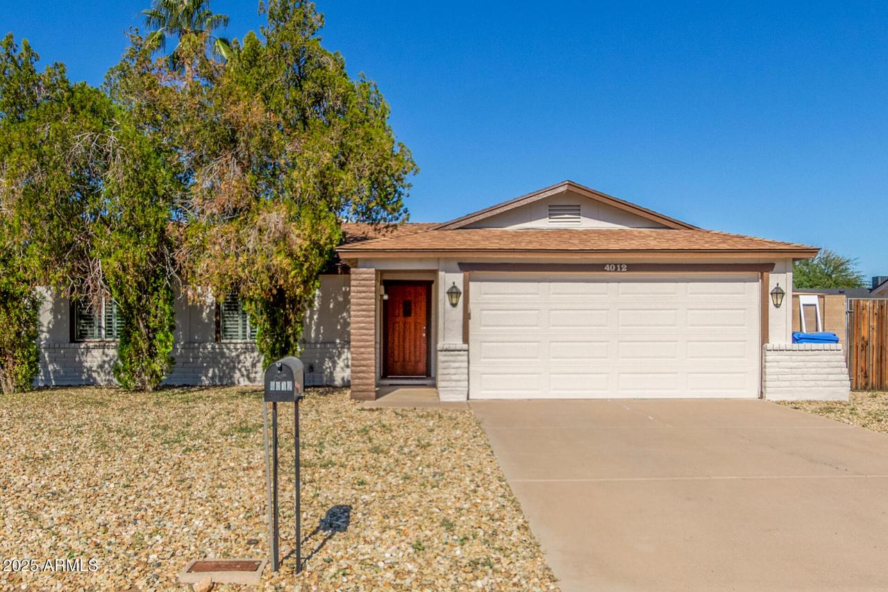 4012 E Capitan Dreyfus Ave., Phoenix, AZ 85032