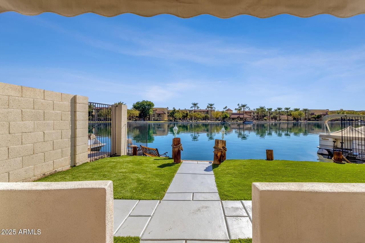 9019 W Acoma Dr., Peoria, AZ 85381