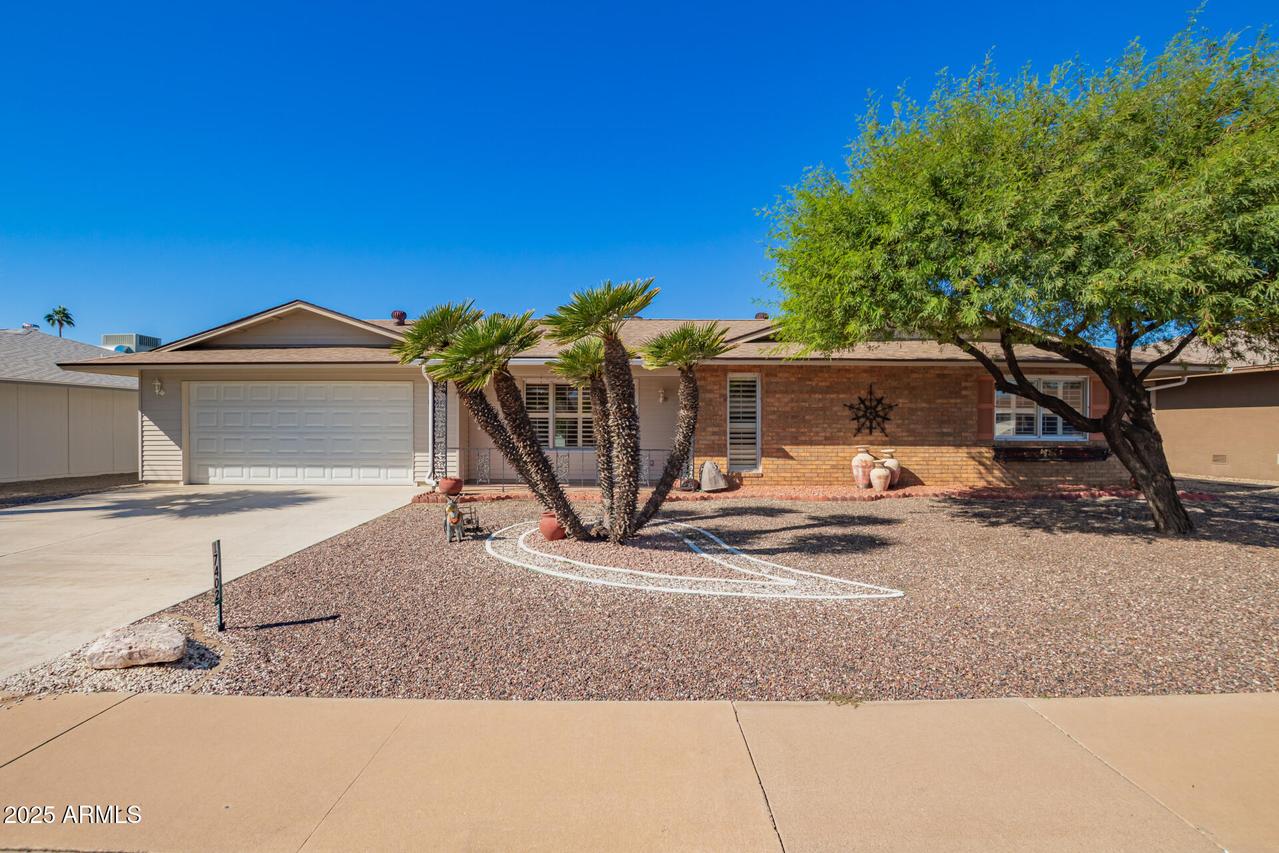 17402 N Lindgren Ave., Sun City, AZ 85373
