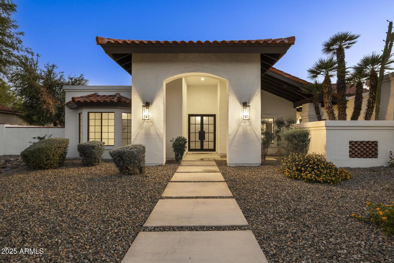 1739 E Knox Rd., Tempe, AZ 85284