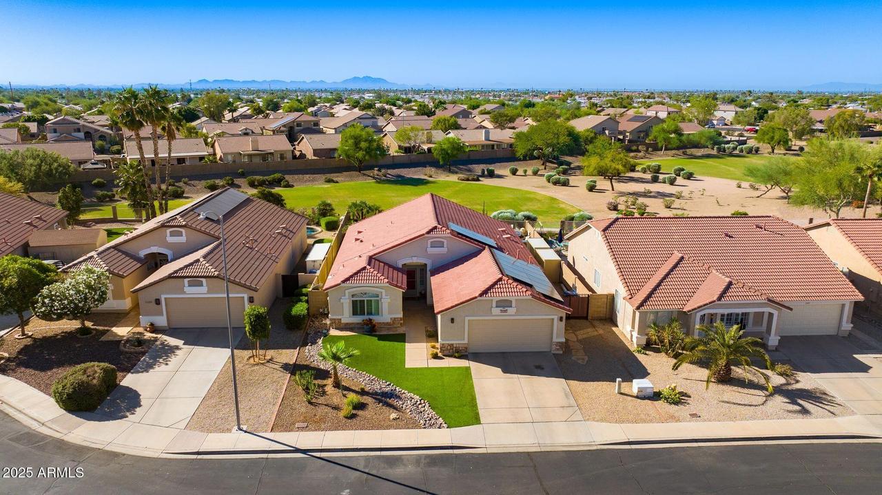 11349 E Des Moines Cir., Mesa, AZ 85207