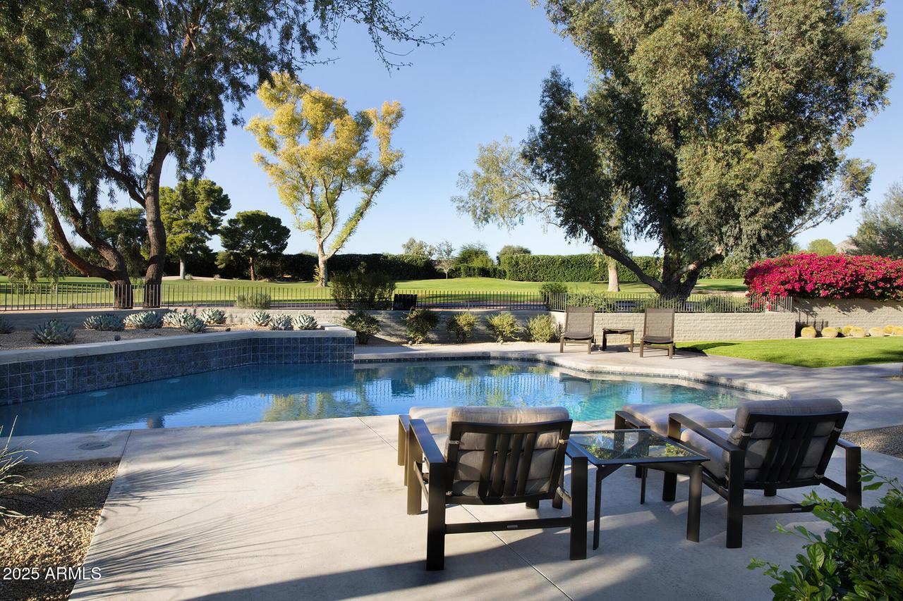8328 E Vista Del Lago, Scottsdale, AZ 85255
