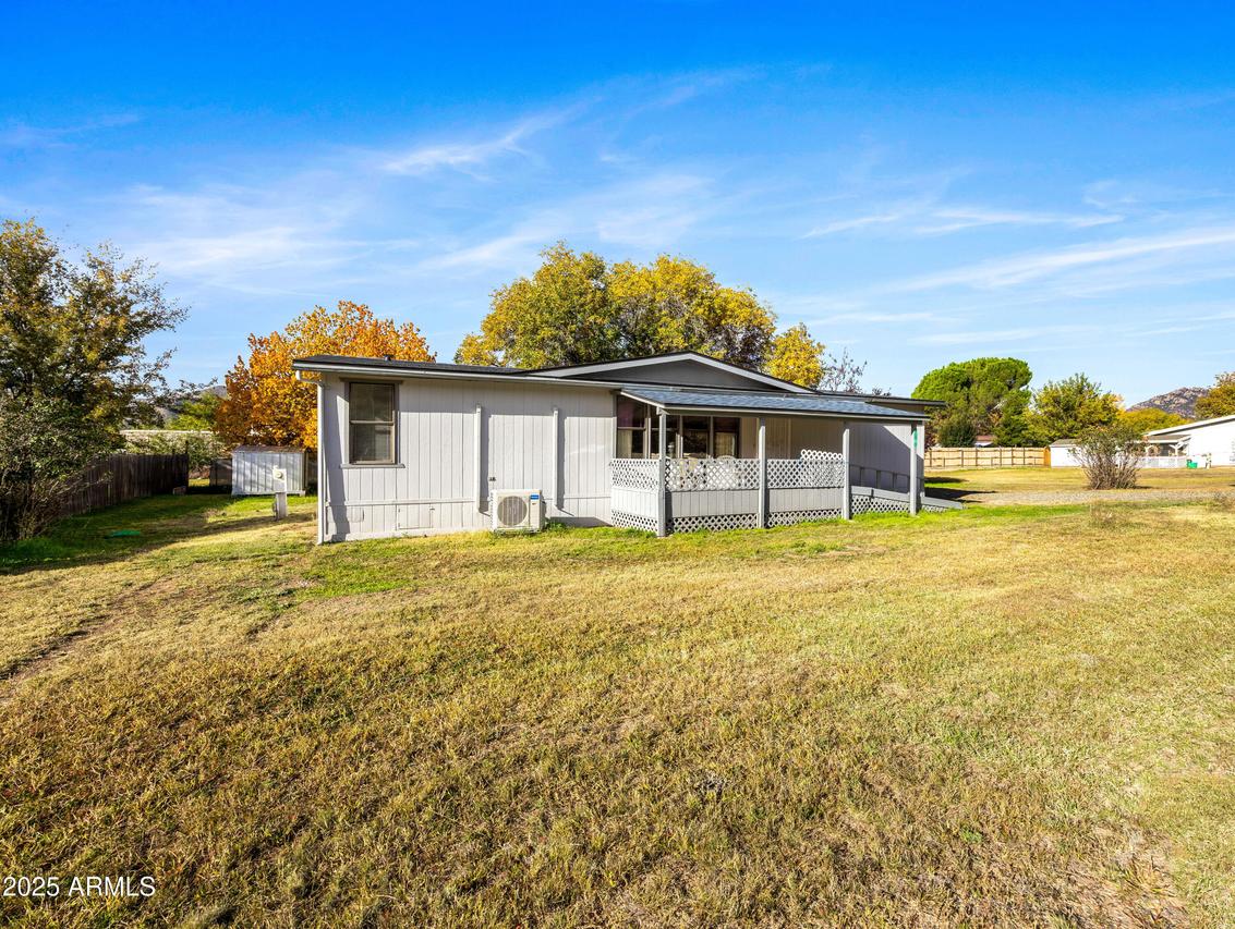 18278 S Henley Ave., Peeples Valley, AZ 86332