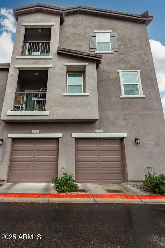 2207 E Hidalgo Ave., Phoenix, AZ 85040