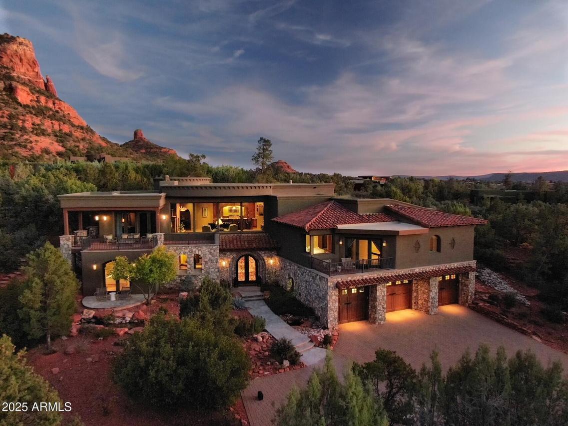 45 Garnet Hill Dr., Sedona, AZ 86336
