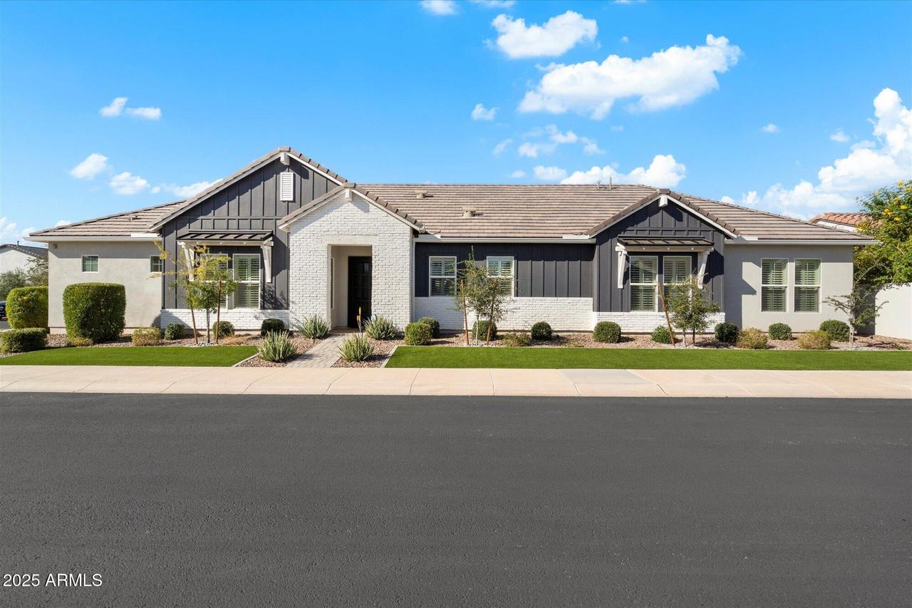 17146 W Mountainair St., Surprise, AZ 85388