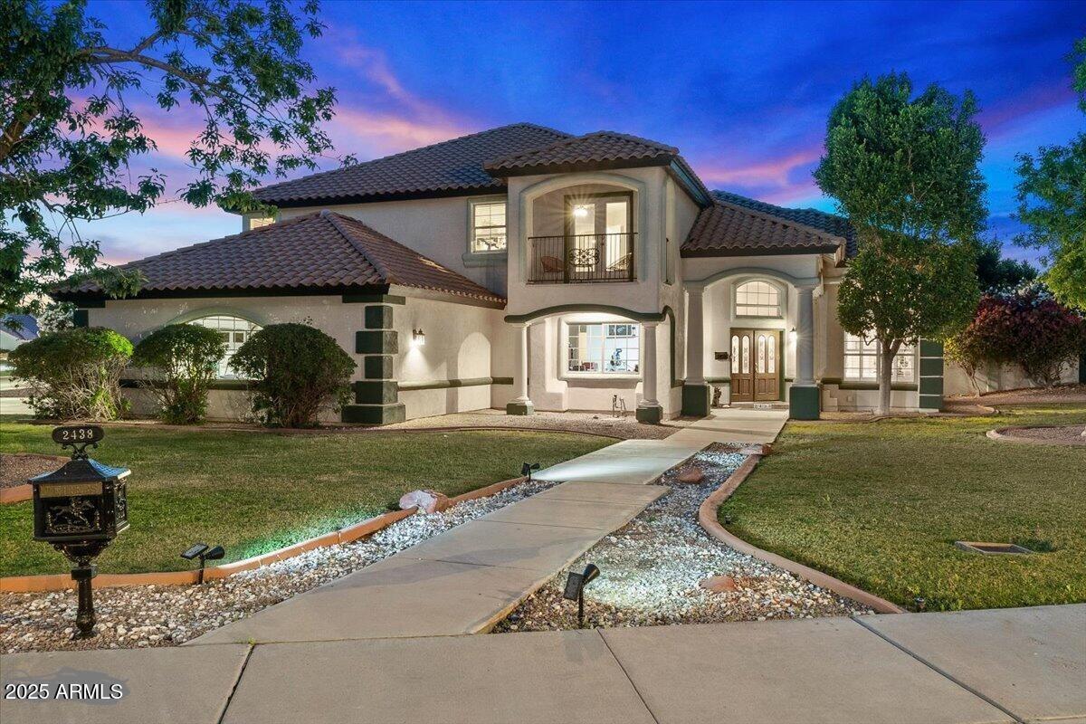 2438 N Forest Cir., Mesa, AZ 85203