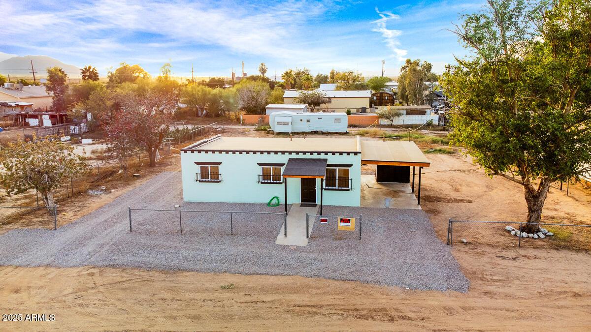 50644 N 1st St., Aguila, AZ 85320