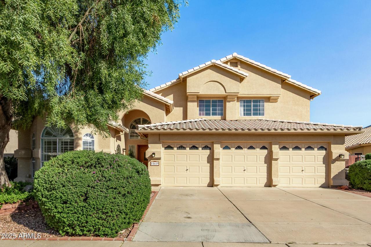 15619 N 7th Dr., Phoenix, AZ 85023
