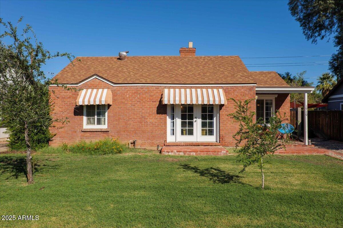 1910 W Holly St., Phoenix, AZ 85009