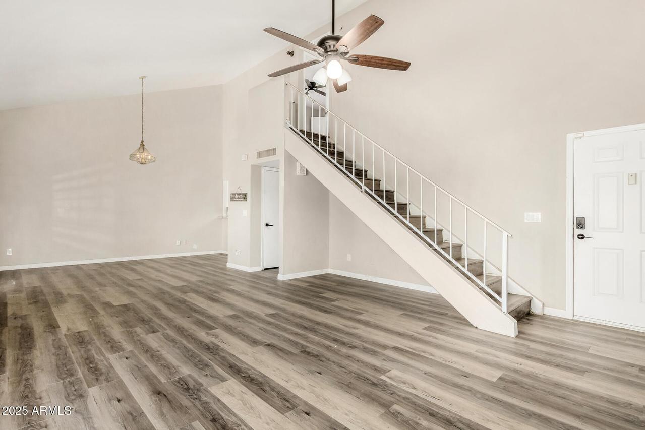 11226 N 81st Ave., Peoria, AZ 85345