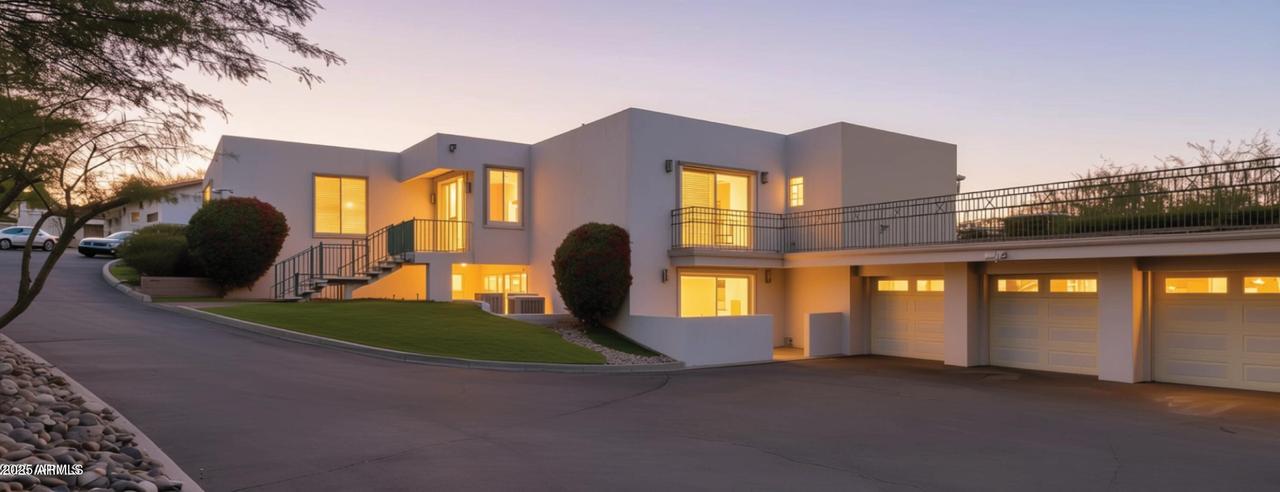 2131 E Bethany Home Rd., Phoenix, AZ 85016