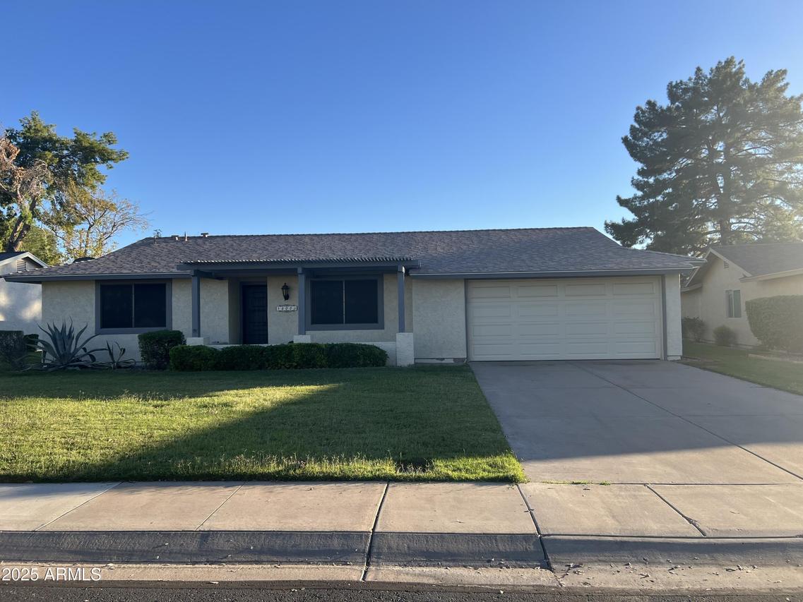 600 Leisure World, Mesa, AZ 85206