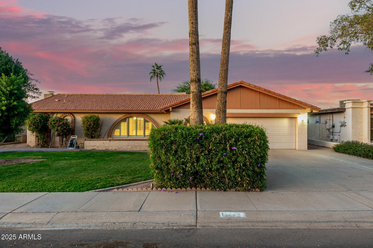 1832 E Colgate Dr., Tempe, AZ 85283